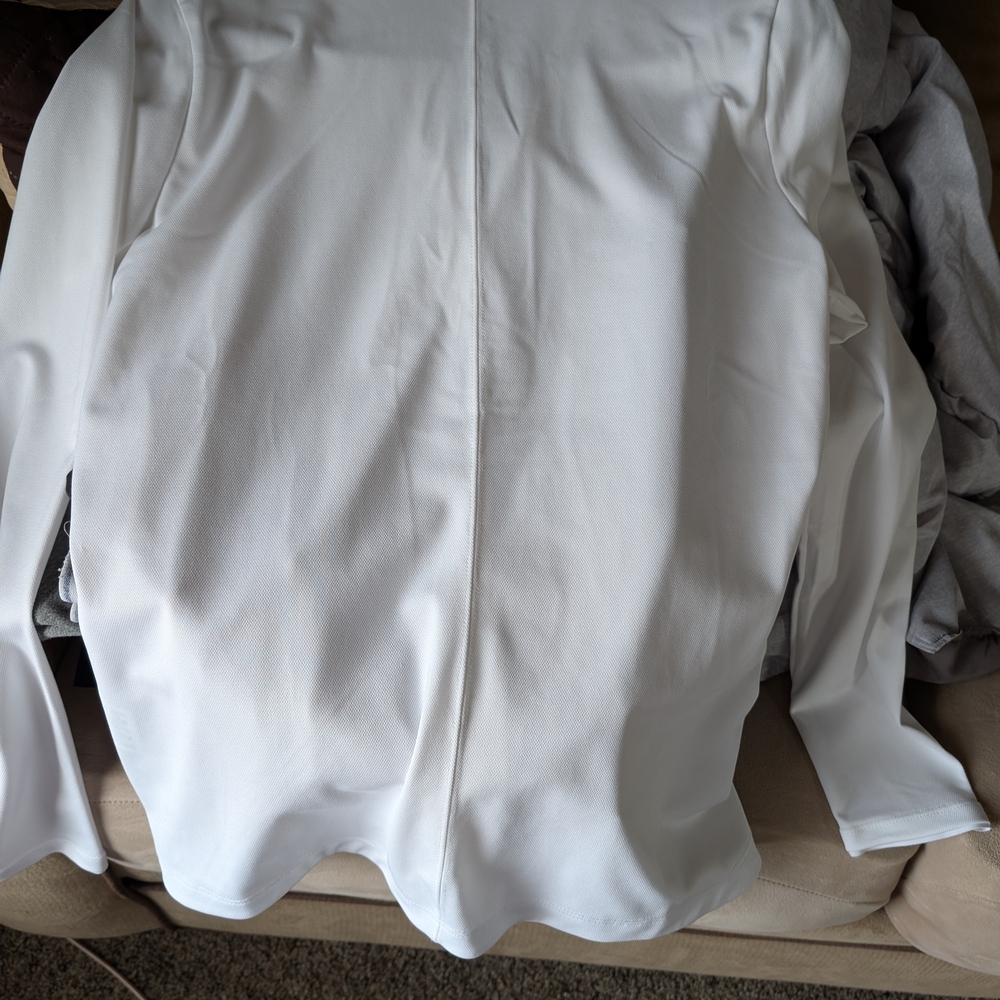 Nike White Women's Blouse - Picture 7 of 7